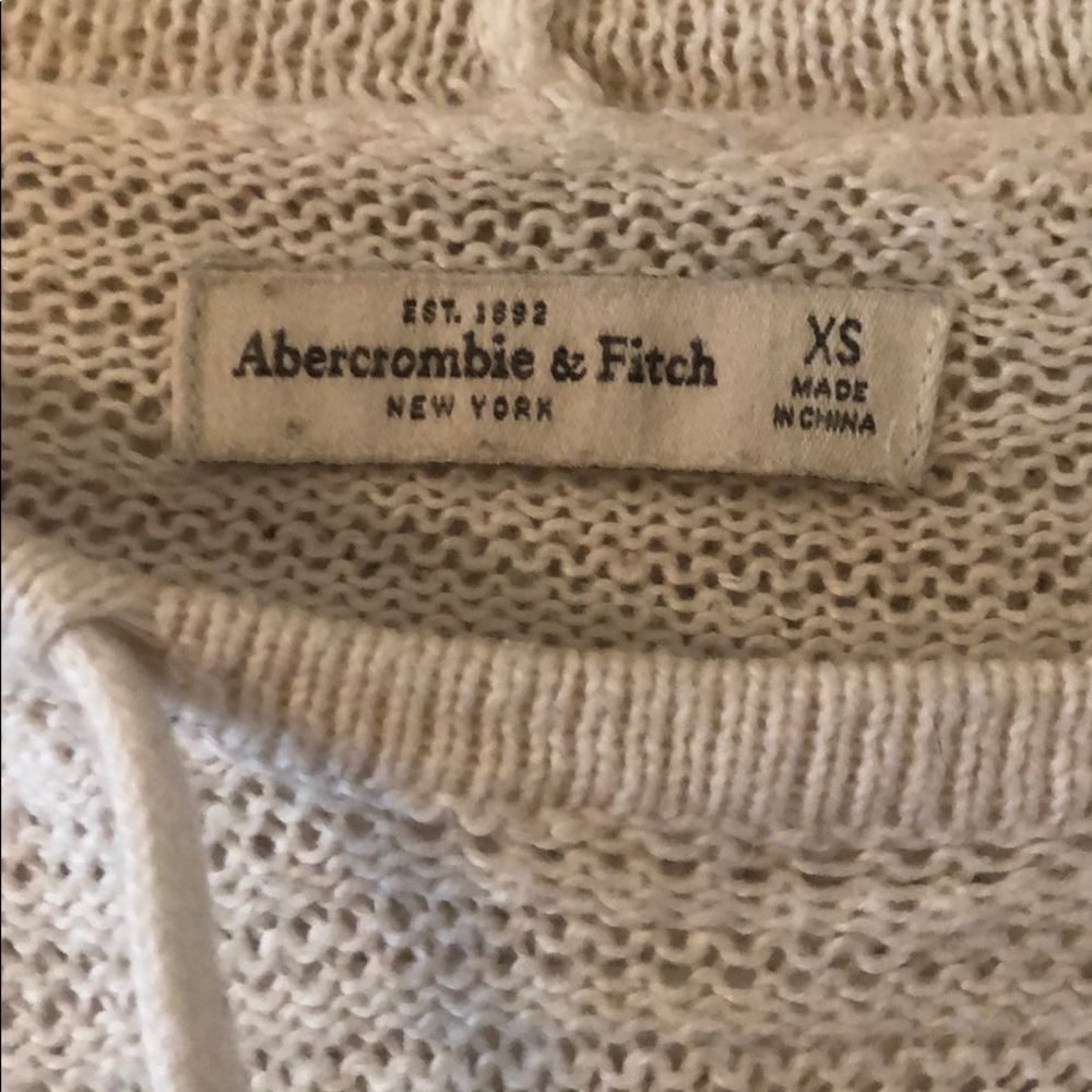 Sweater - Picture 2 of 4